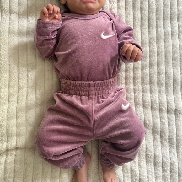 Nike Soft Pink Baby Tracksuit - Picture 1 of 2